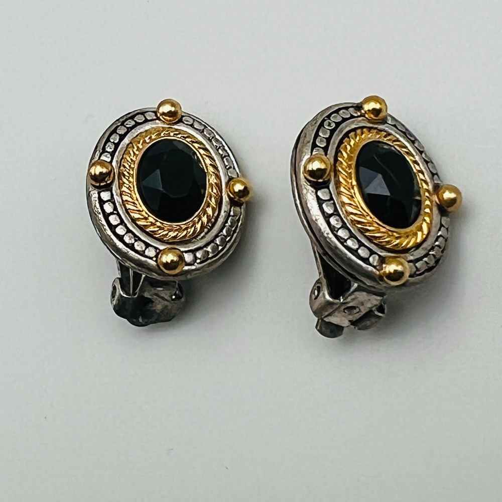 Vintage Two Tone Oval Clip On Earrings‎ Red Stone Vintage Mixed Metal Classic